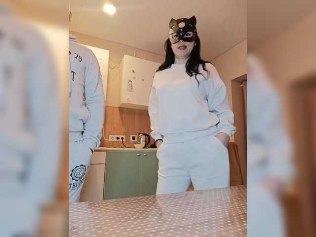 -Pypsiki-'s BongaCams show and profile