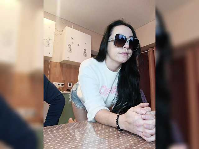 -Pypsiki-'s BongaCams show and profile