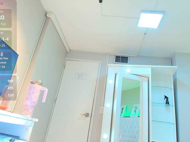 lindacarterr's BongaCams show and profile