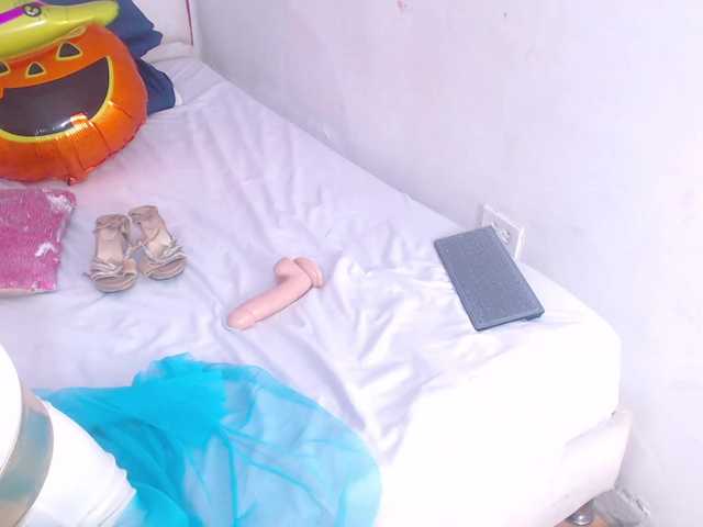 Preview of tiny-whore