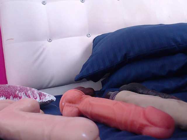  tiny-whore chat room