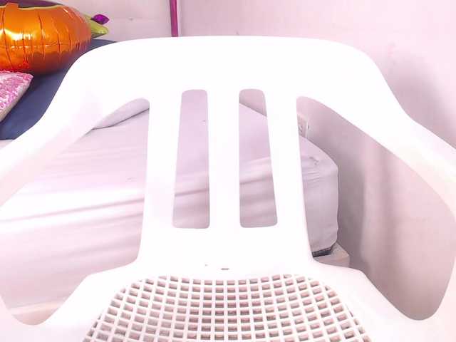 Preview of tiny-whore