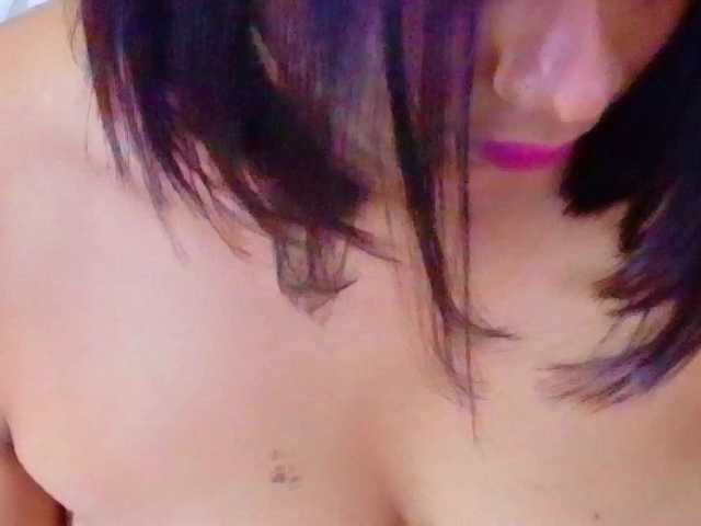 tiny-whore's BongaCams show and profile