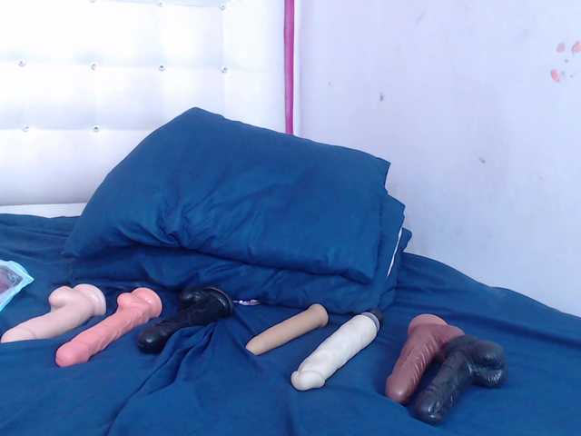 Preview of tiny-whore