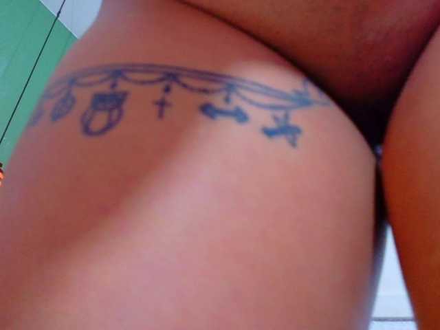 tiny-whore's BongaCams show and profile