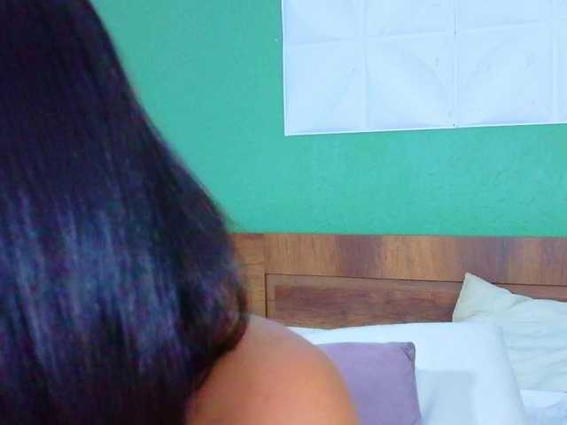 tiny-whore's BongaCams show and profile