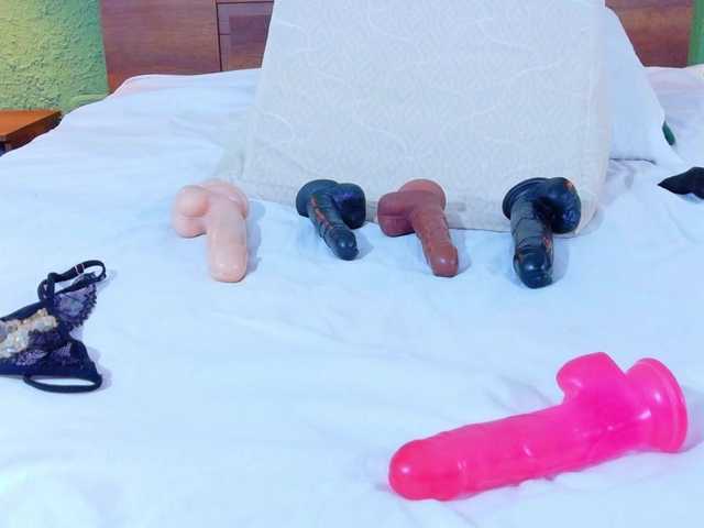 Preview of tiny-whore