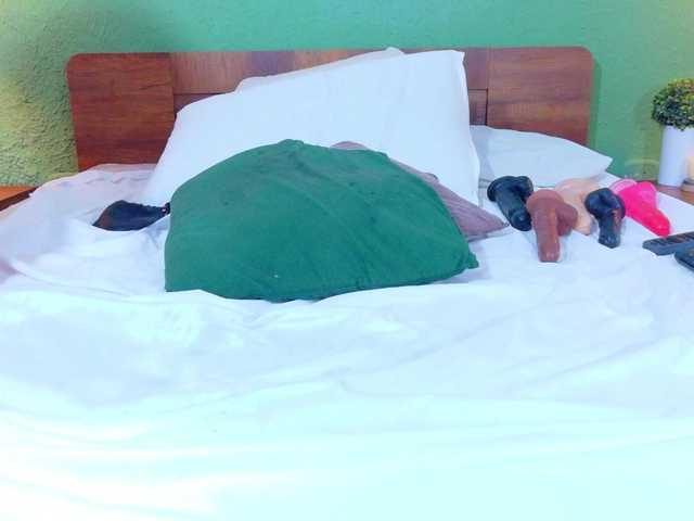 Preview of tiny-whore