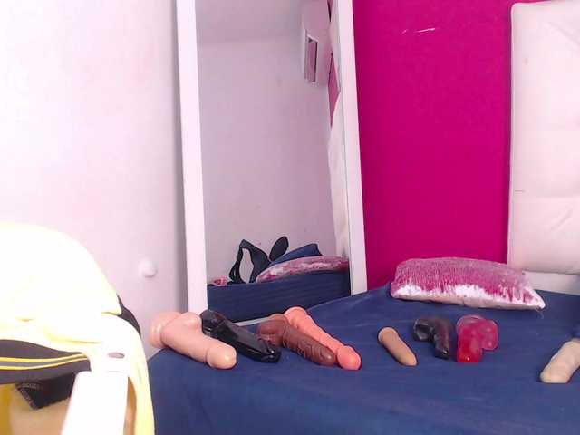  tiny-whore chat room