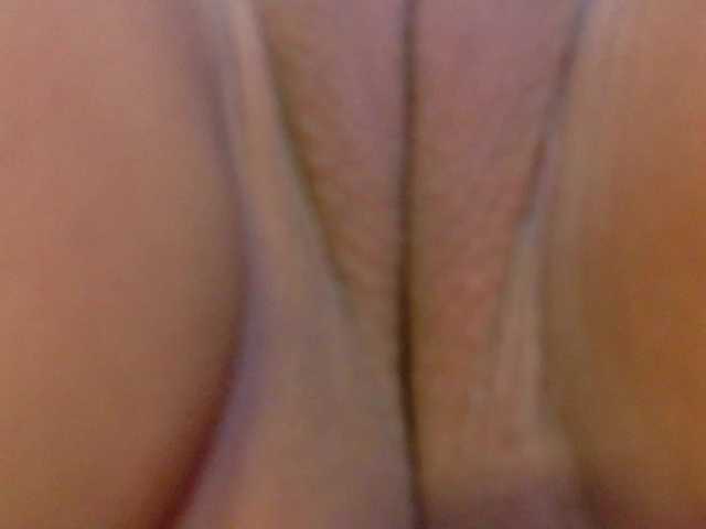 tiny-whore's BongaCams show and profile