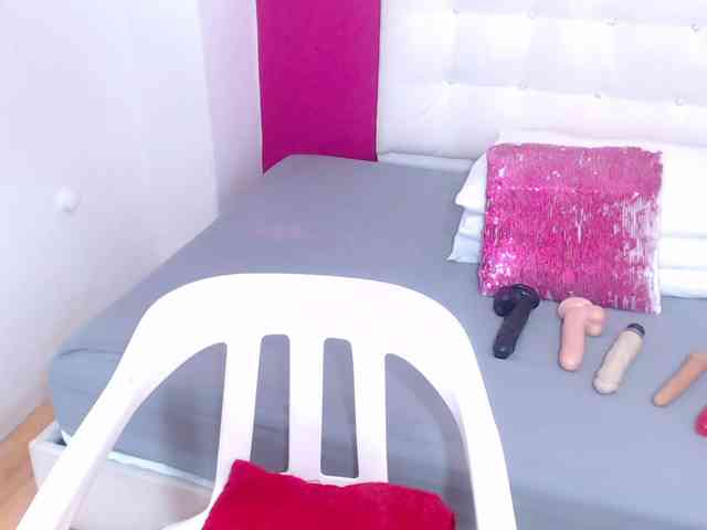 tiny-whore webcam