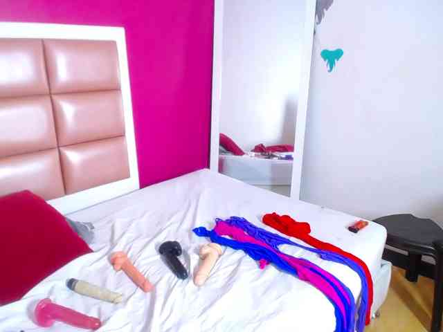 tiny-whore tiny-whore