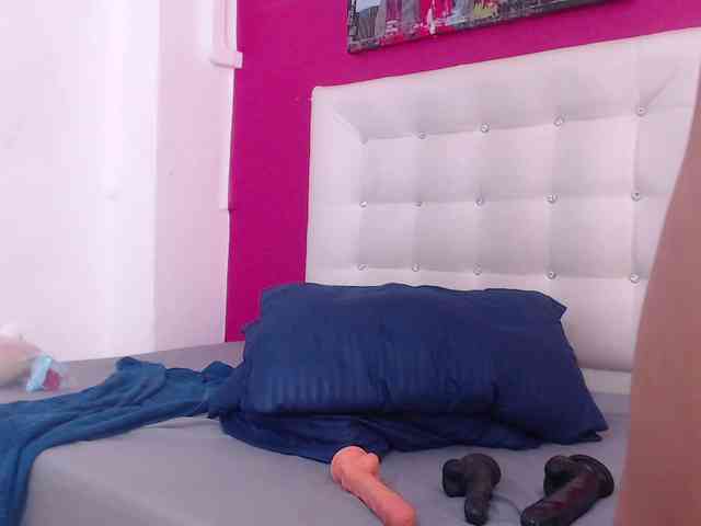 tiny-whore webcam