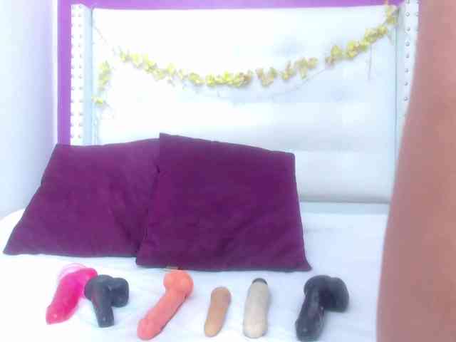 tiny-whore webcam