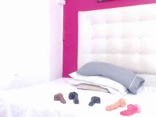 tiny-whore webcam
