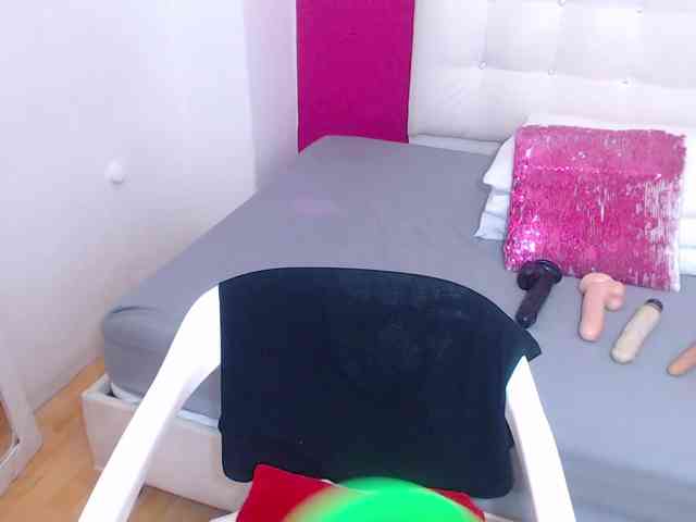 tiny-whore webcam