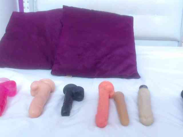 tiny-whore webcam