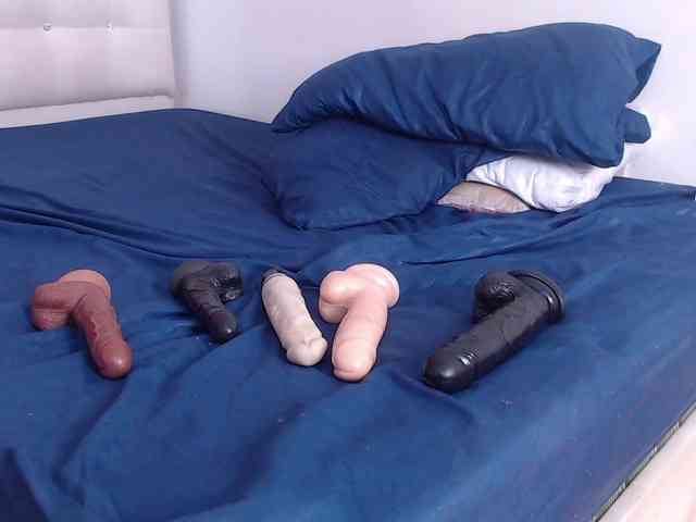 tiny-whore webcam