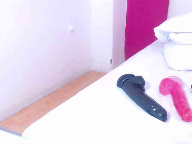 tiny-whore webcam