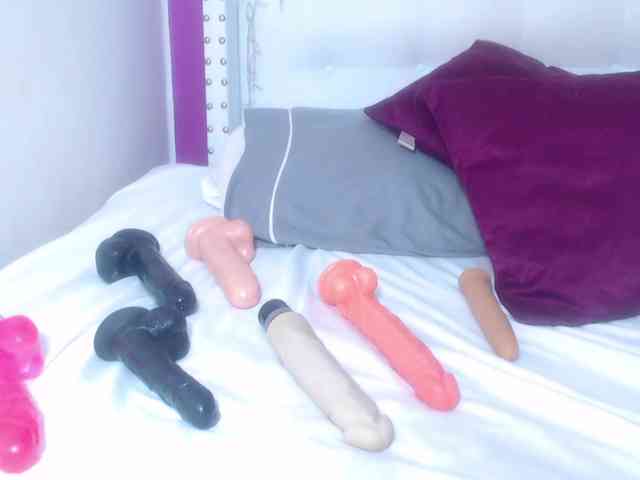 tiny-whore webcam