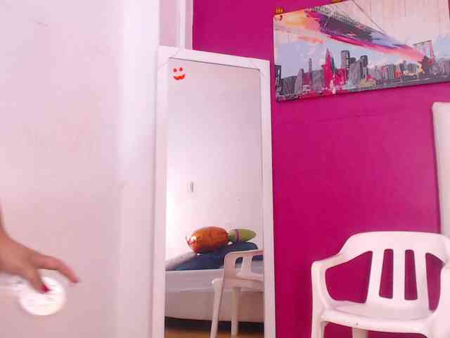 tiny-whore tiny-whore