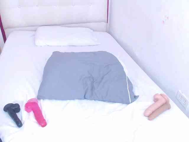tiny-whore webcam