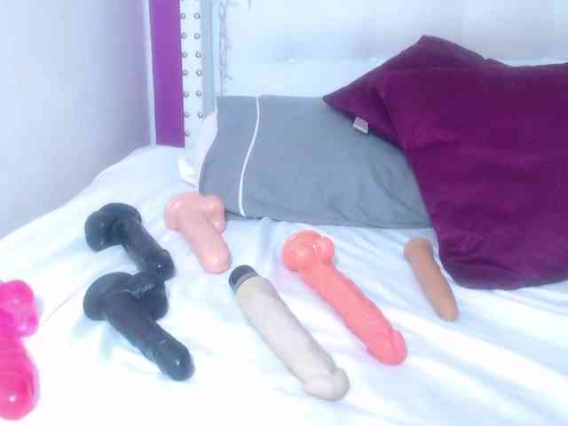 tiny-whore webcam