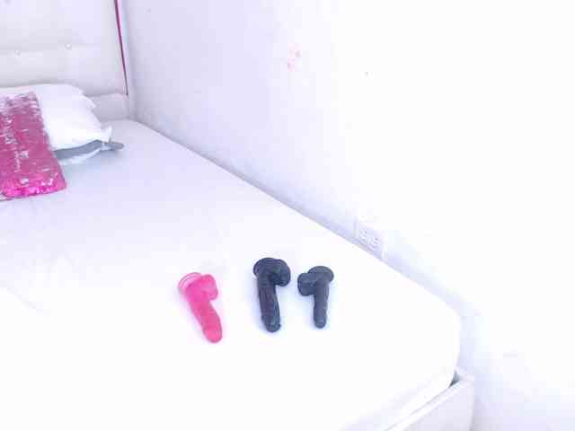 tiny-whore webcam