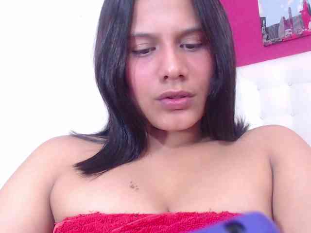voyeur cam Tiny-whore