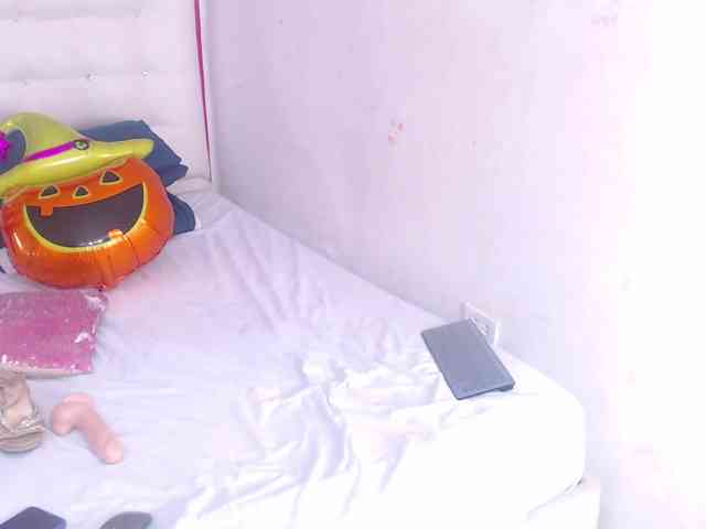 tiny-whore webcam