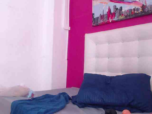 tiny-whore webcam