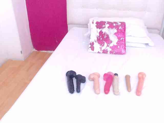 tiny-whore webcam