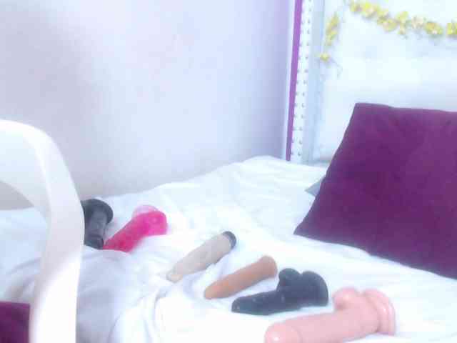 tiny-whore webcam