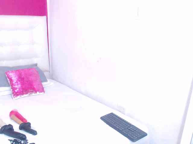 tiny-whore webcam