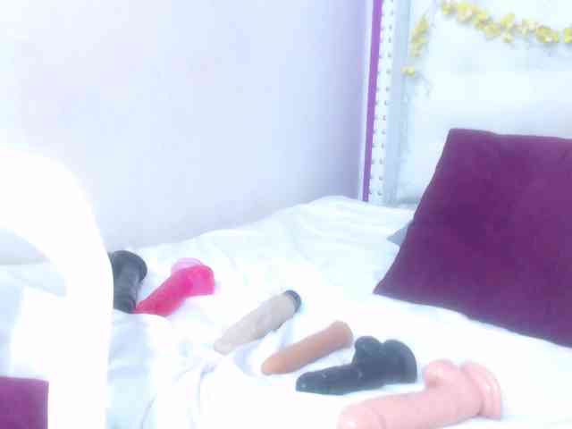 tiny-whore webcam