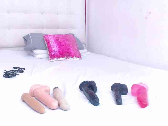 tiny-whore webcam