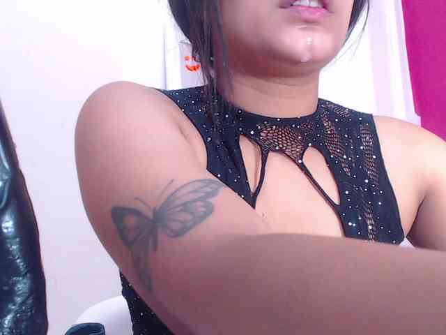 tiny-whore webcam