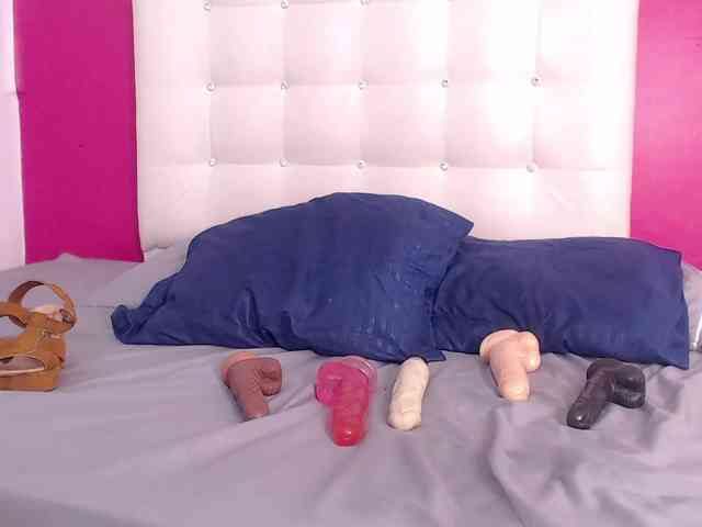 tiny-whore webcam