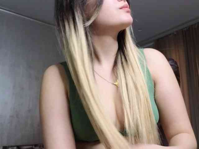 Heaven-Sakura's webcam live show