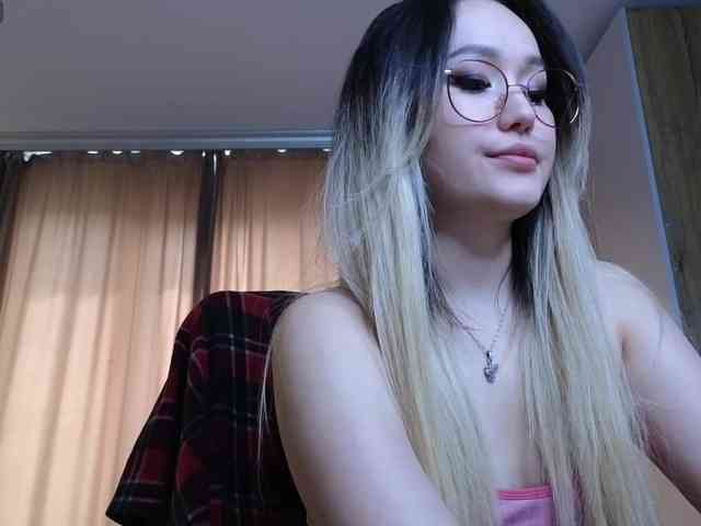 Heaven-Sakura webcam
