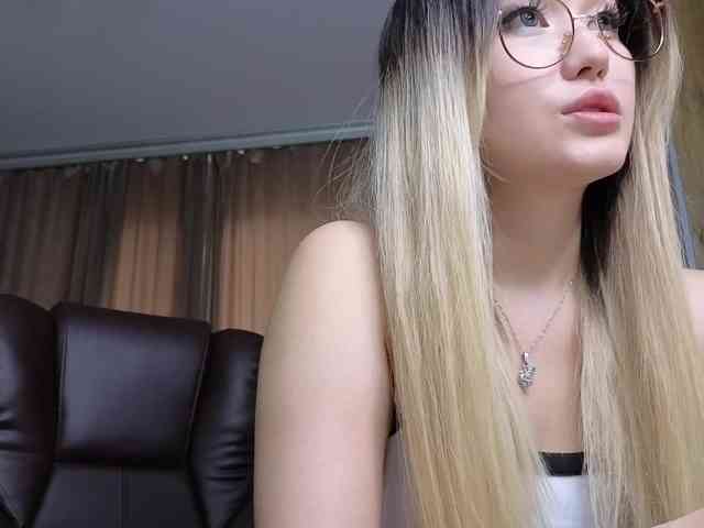 Heaven-Sakura webcam
