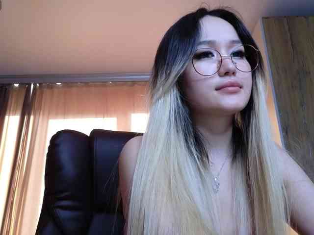 Heaven-Sakura webcam