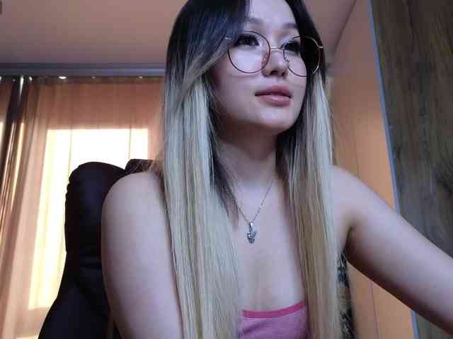 Heaven-Sakura webcam