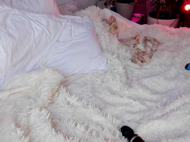 amberbenz's BongaCams show and profile