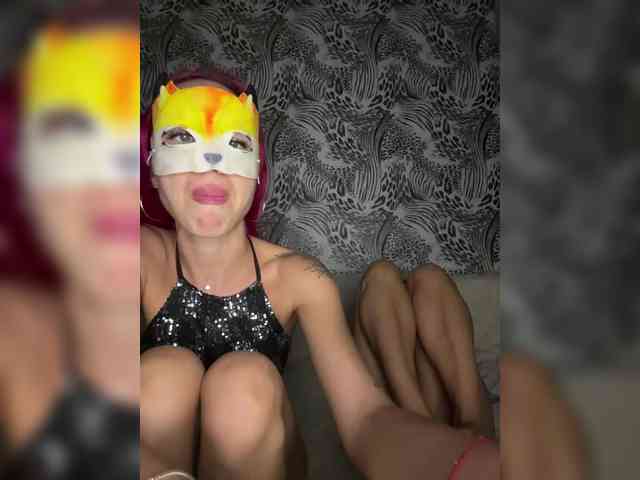 BadGerls2 webcam