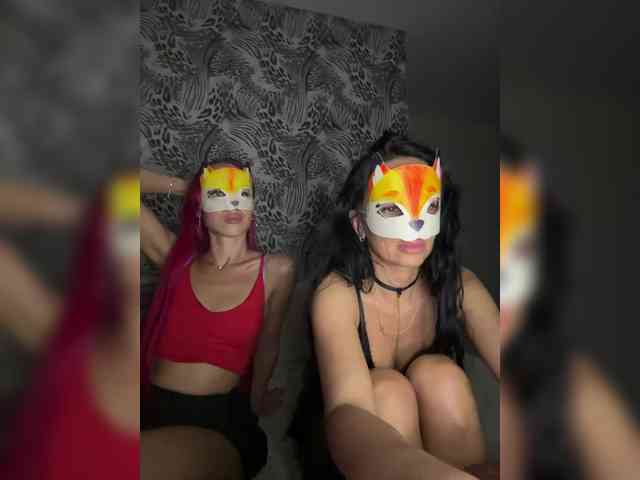 BadGerls2 webcam