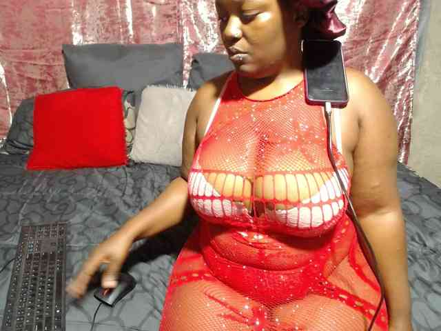 ChubbyAshanti webcam