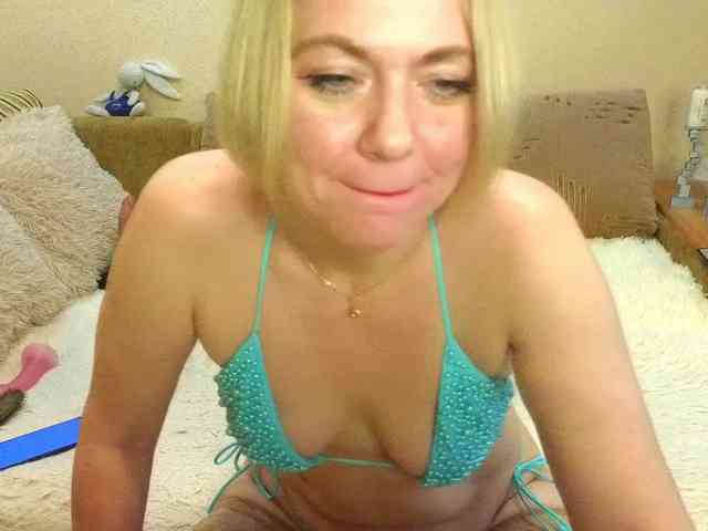 YourXQueen webcam