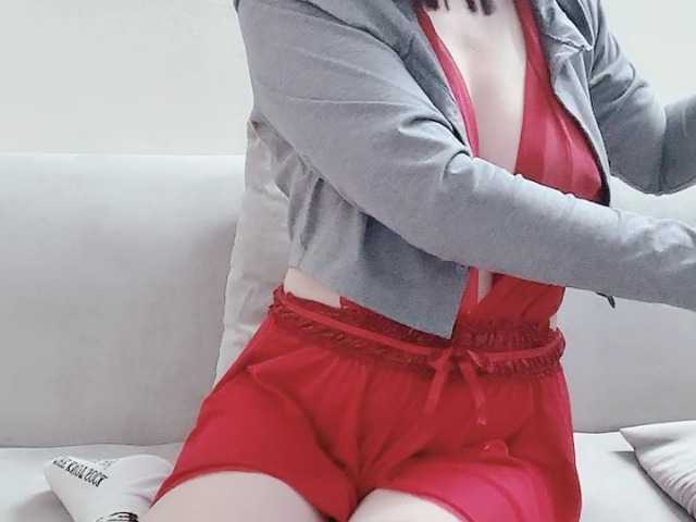 Lee-haeri's BongaCams show and profile