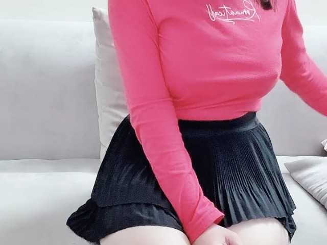 Lee-haeri's BongaCams show and profile